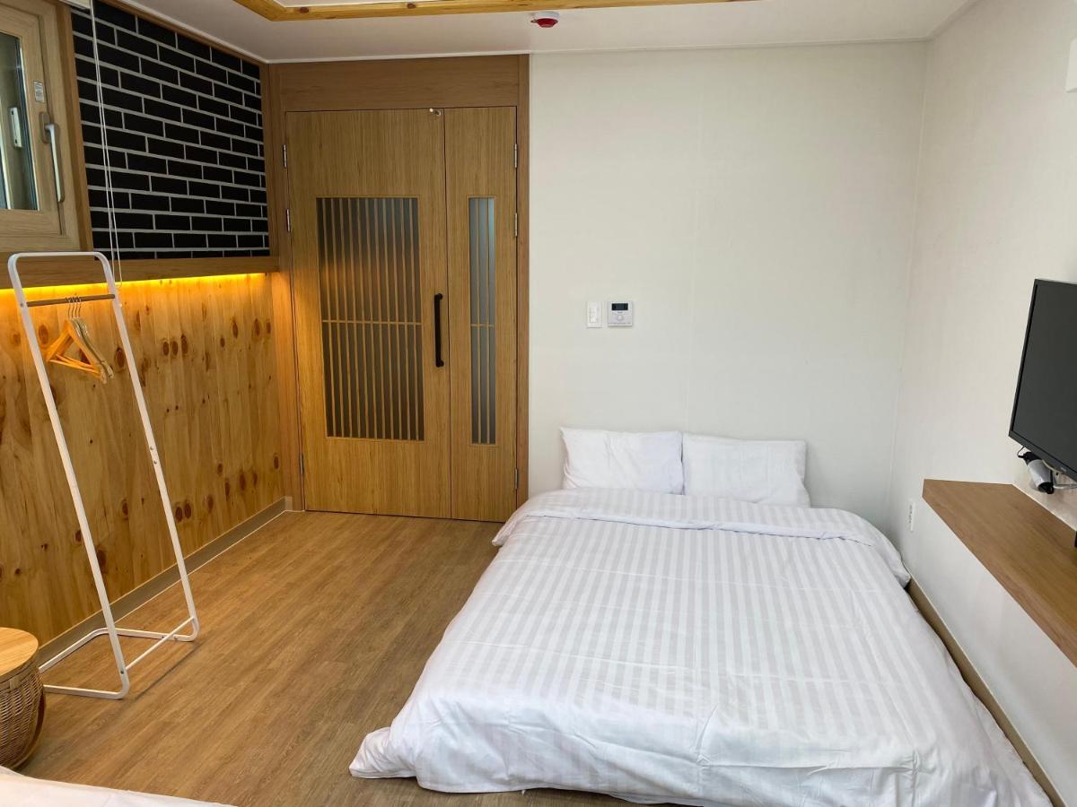 38Th Street Guesthouse Mokpo Exterior photo
